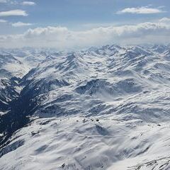 Verortung via Georeferenzierung der Kamera: Aufgenommen in der Nähe von Gemeinde St. Anton am Arlberg, 6580 St. Anton am Arlberg, Österreich in 3100 Meter